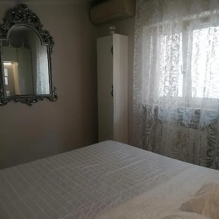 Romantica Mansardina In Centro Citta Apartment