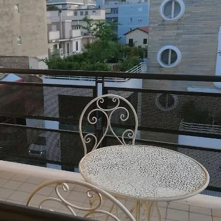Apartment Romantica Mansardina In Centro Citta Pescara