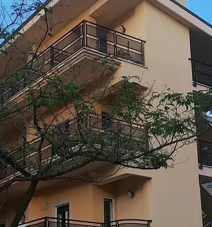 Apartment Romantica Mansardina In Centro Citta